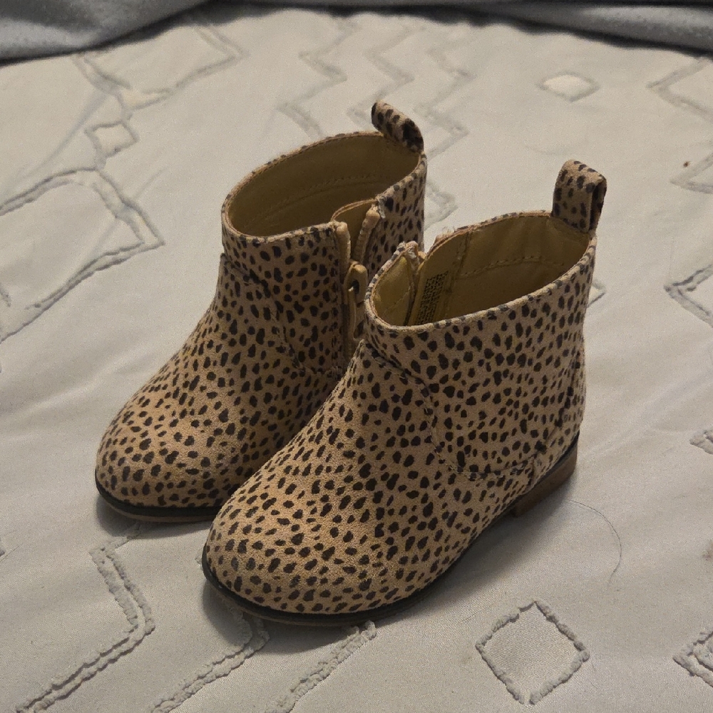 Cat & Jack Tan Leopard Print Kids Boots